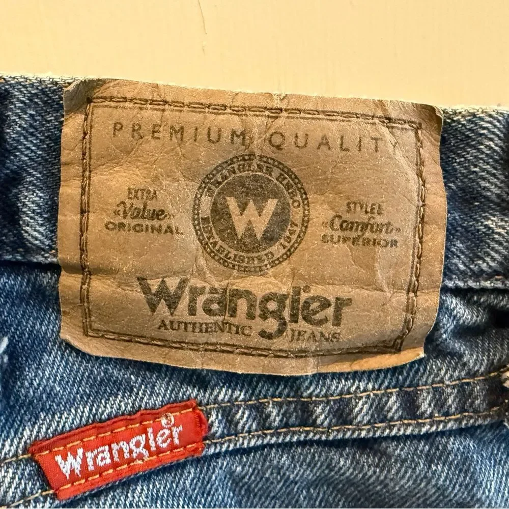 Wrangler 5 Star Premium Denim Regular Fit Blue Jeans Size 36 X 32 (measures 31”)